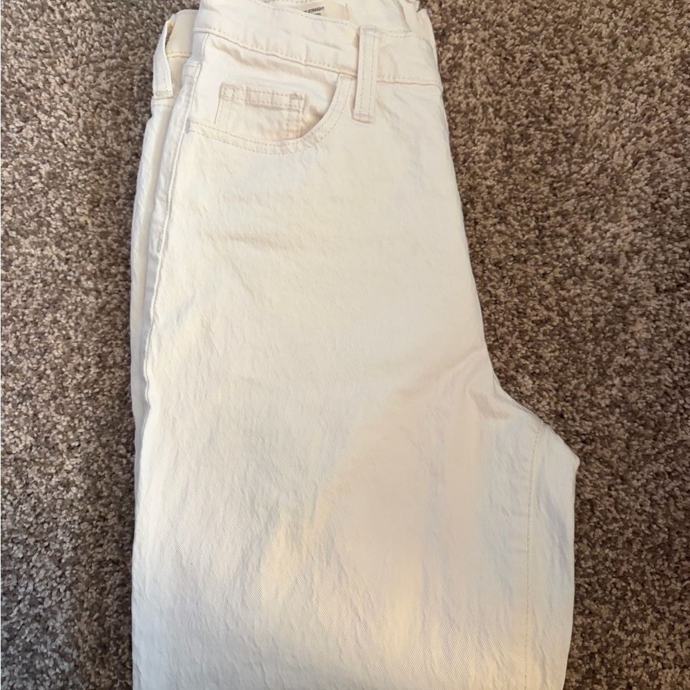 Universal Thread Women's Boot Cut Jeans in Off-White